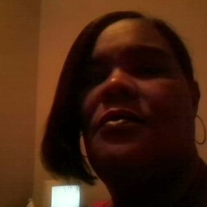 Meet your Posher, Elaine